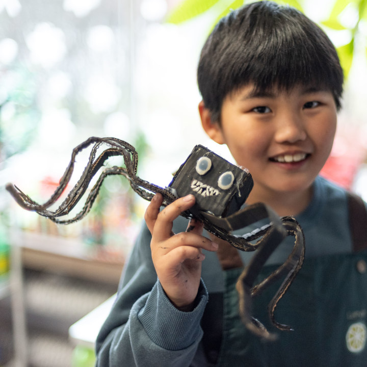 Plakat 4 Stwórz podziemny świat w Wakacje 2026