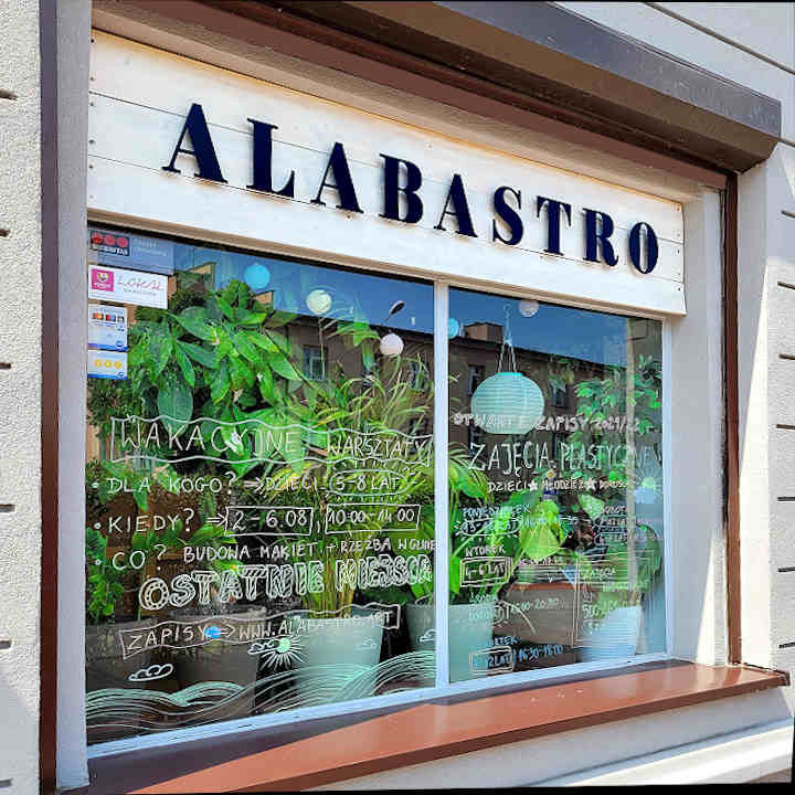 Lokal Alabastro z zewnątrz